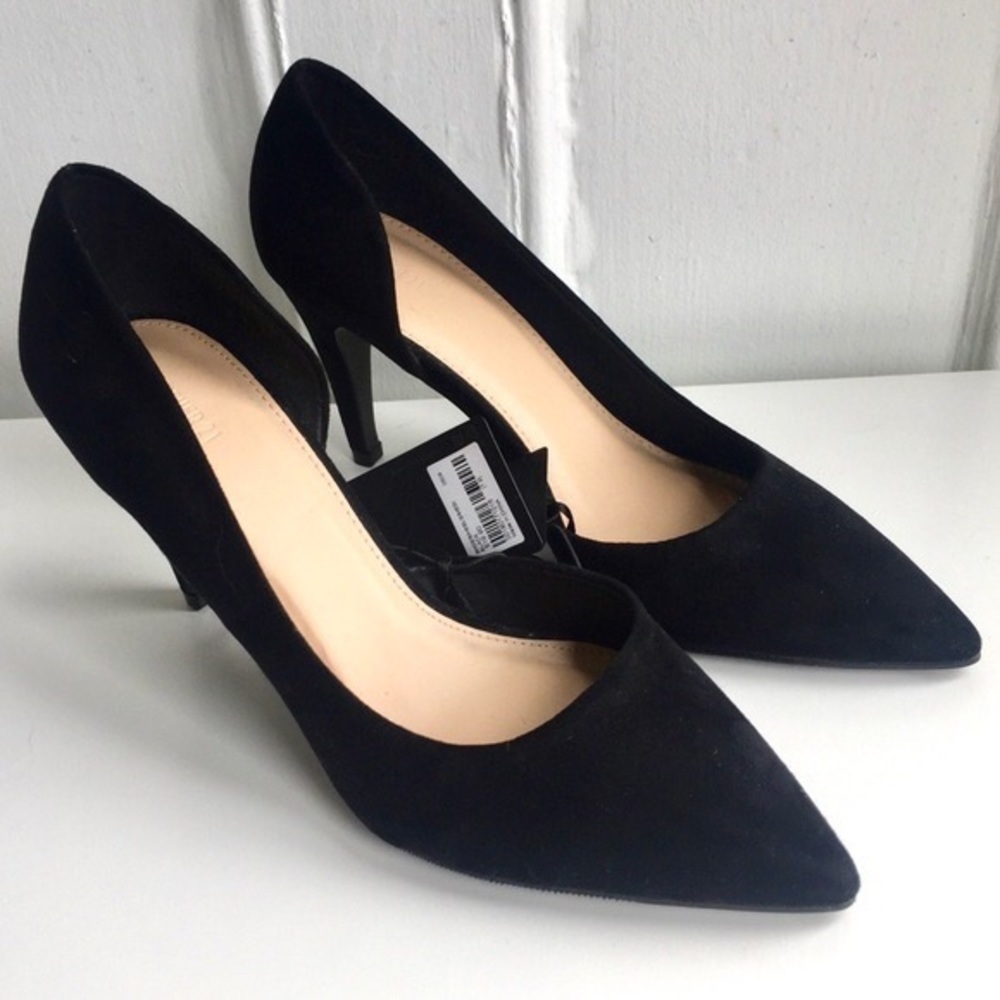 Forever 21 Pointed Pumps